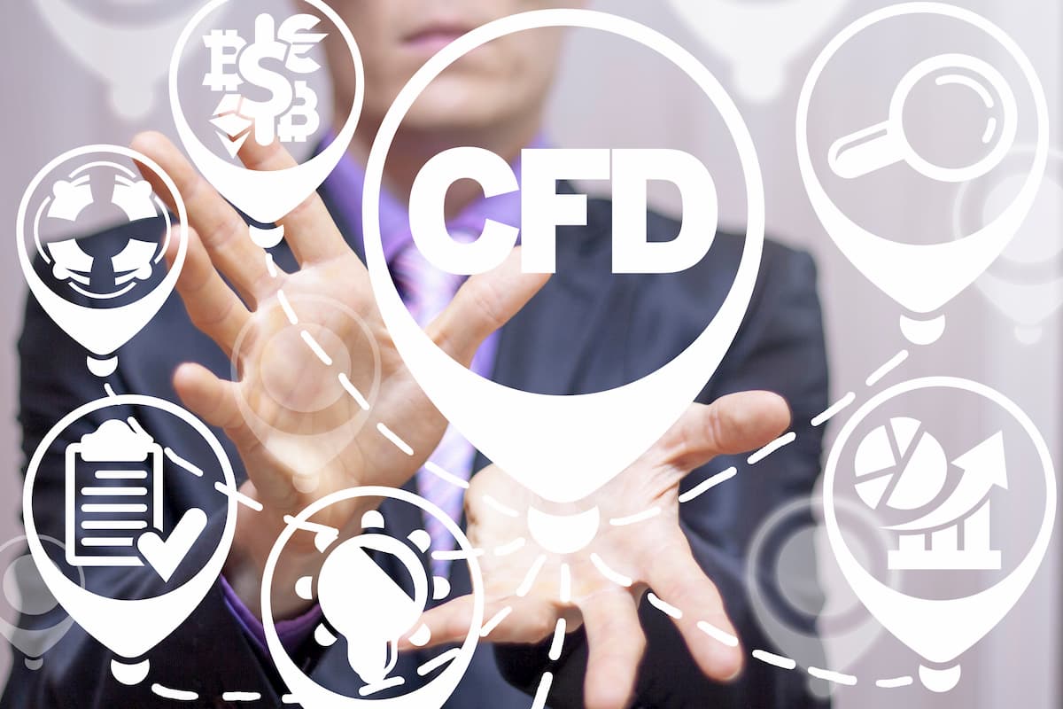 Advantages of CFDs presented by a trader