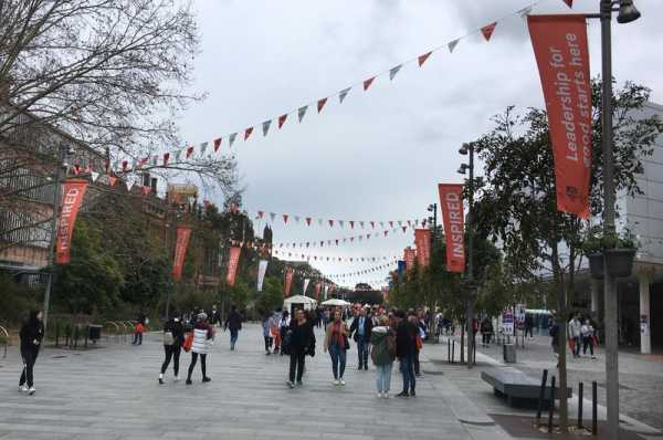 Australia prepares for thousands of Chinese students to return as relations improve