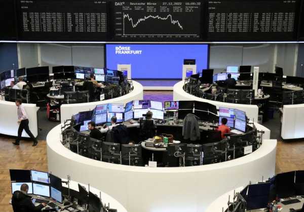 European shares steady ahead of PMI data