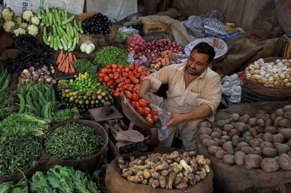 Pakistan January CPI rises 27.55% year-on-year – statistics bureau