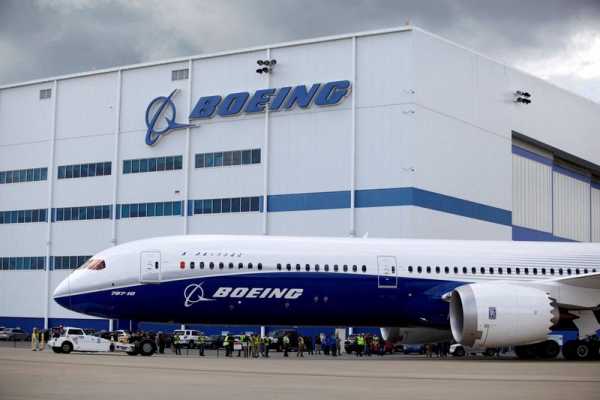 Boeing shares fall after new Dreamliner delivery halt