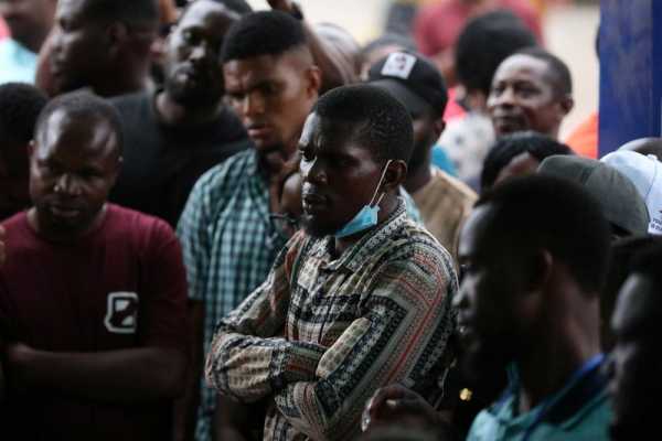 Some Nigerians vote late after glitches as election count underway