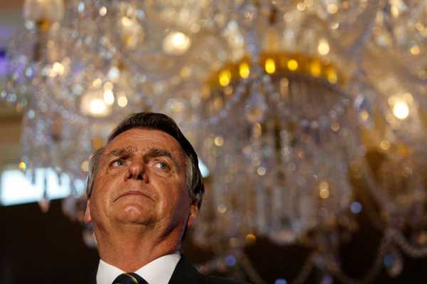 Bolsonaro denies ‘illegal acts’ over Saudi jewels; Lula government vows probe