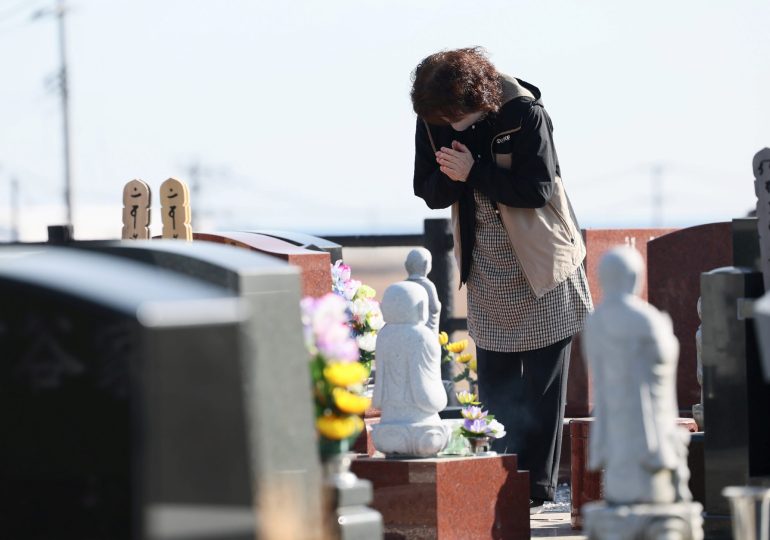 Japan mourns 2011 disaster as nuclear support