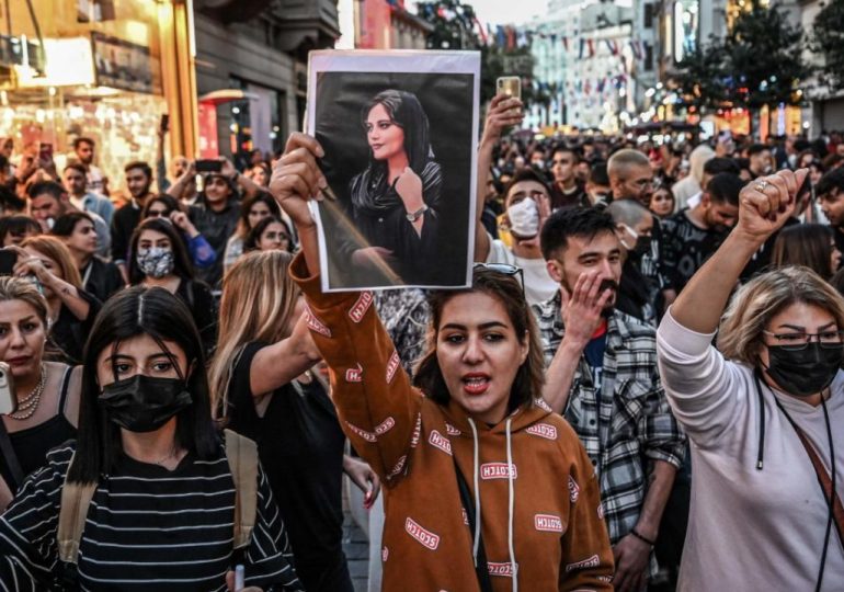 Iran orders arrest of women allegedly attacked for not wearing hijab