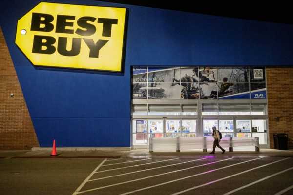 Best Buy lays off hundreds of store workers in online push – WSJ