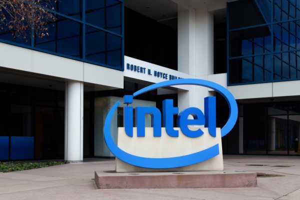 Intel’s Q1 Losses Deepen, But Stock Rises 3% in Extended Trading.