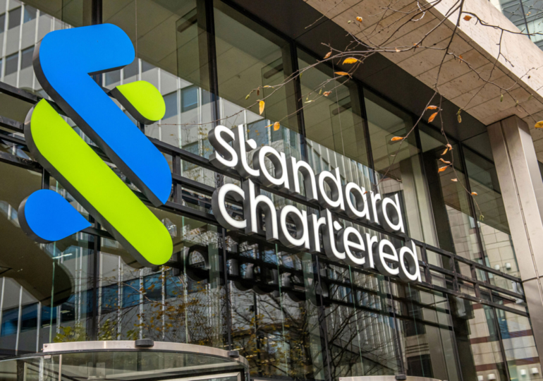 StanChart sees big uptick in FX options positions 