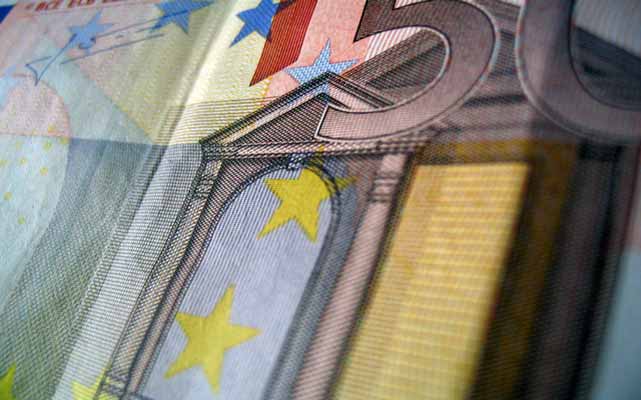 Euro to Pound Forecast: "EURGBP consolidate around 0.87" say Barclays