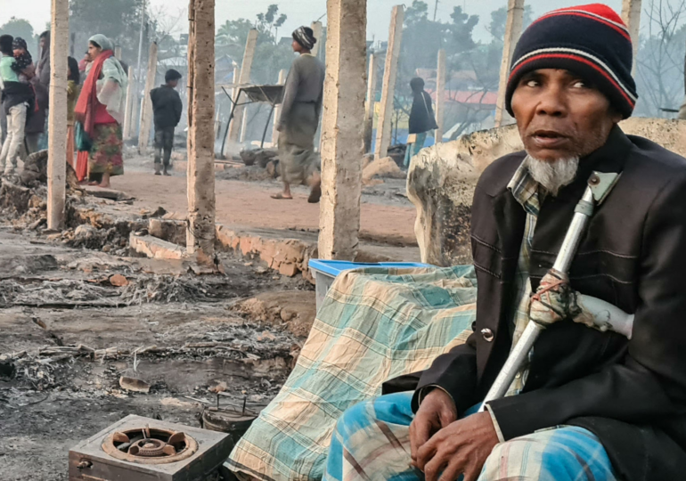 Thousands of Rohingya homeless after Bangladesh fire