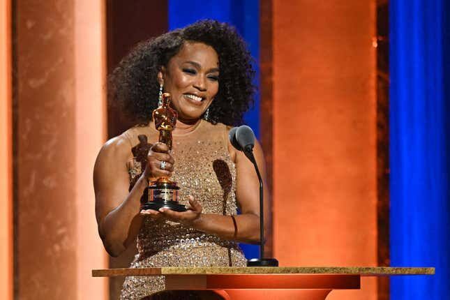 Angela Bassett Receives Honorary Oscar at Governors Awards