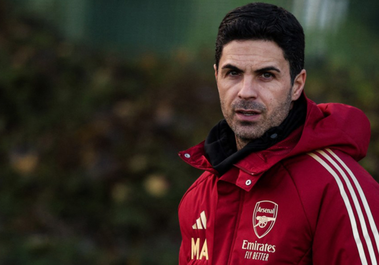 Arteta urges Arsenal to seize 'big chance' against Liverpool