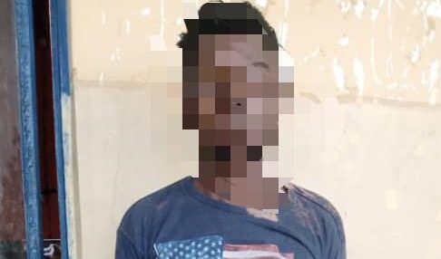 IMSU student excapes lynching for stabbing FUTO student to death