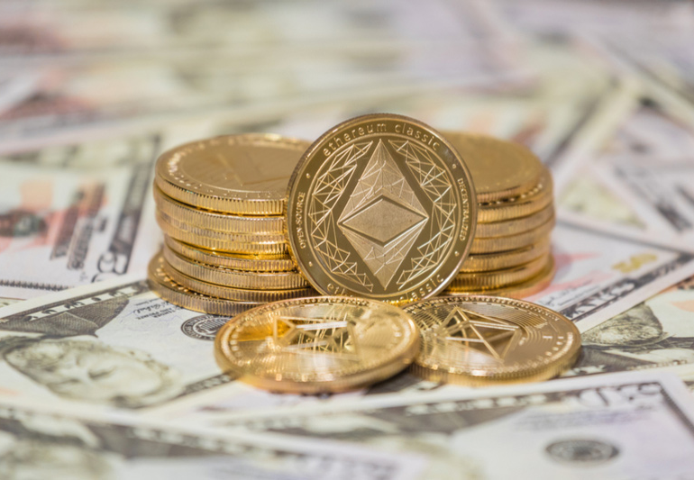 Bitcoin, Ethereum, Dogecoin Closing April With Heavy Losses, Slide Below $60K Causes Over $380M In Liquidations