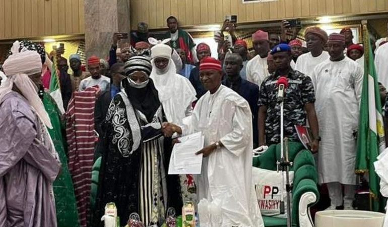 Kano Emirship Stool: Sanusi returns to Palace amid court injunction