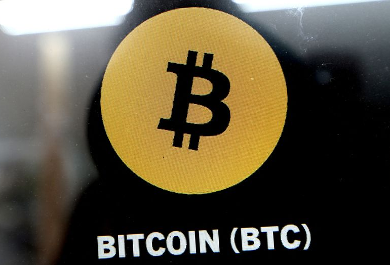 Bitcoin's 'Clock Is Ticking': Why Edward Snowden Issues 'Final Warning'