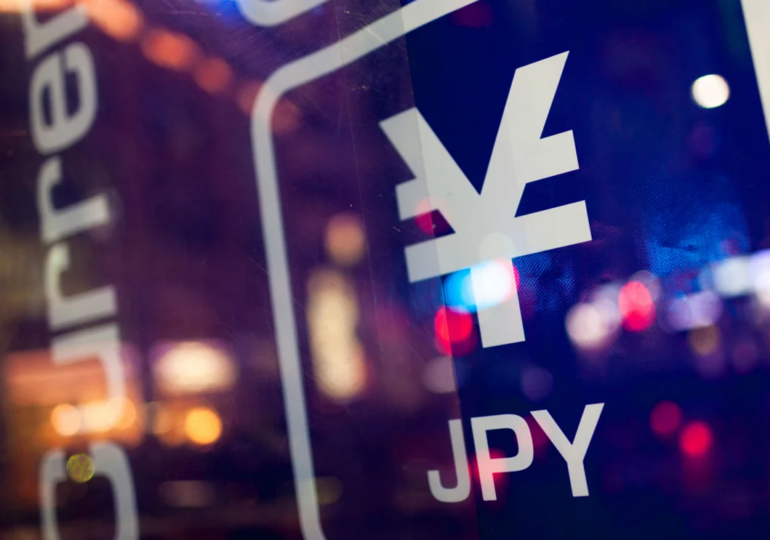 Traders flipped long yen vol ahead of global market rout