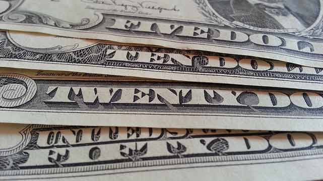 US Dollar to Pound Exchange Rate Slides as US Labour Market Softens