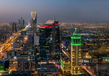 NAGA adds UAE and Saudi Arabian stocks to its trading platform