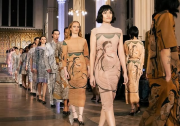 Milan Fashion week opens as luxury sector struggles